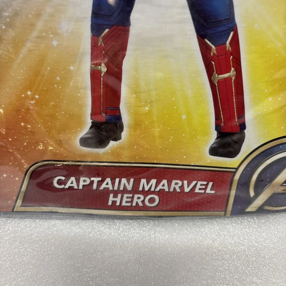 Marvel Captain Marvel Child Costume Size L (12/14) Lights Up